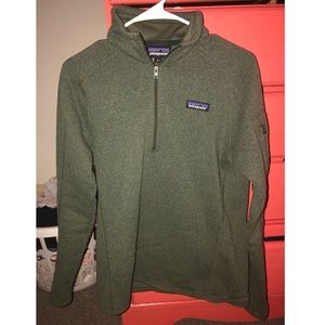 Green 1/4 zip Women’s Patagonia Better Sweater